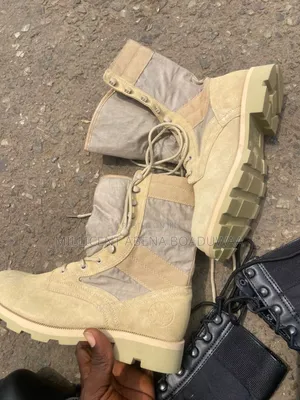 Original Army Strong Military Boot at Cool Price