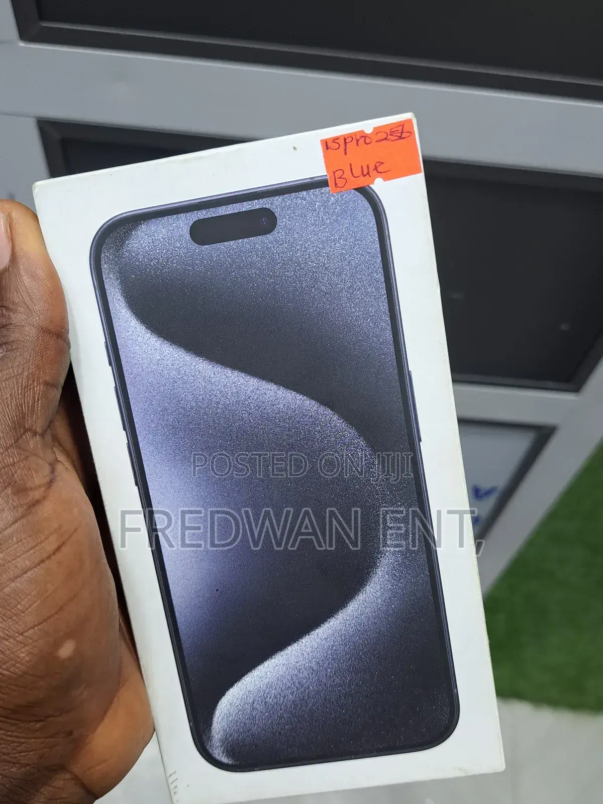 New Apple iPhone 15 Pro 256 GB Black