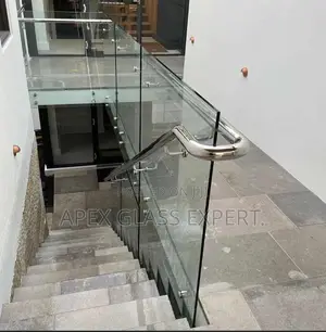 Staircase Glass With Stainless Railing Support