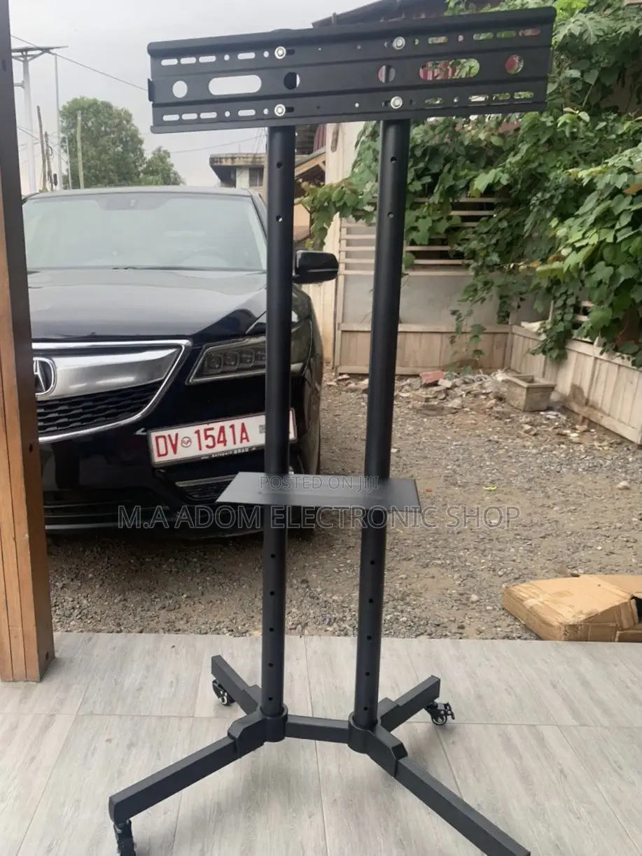 Fabulous Moveable Tv Trolly for 32”-70” Tv.
