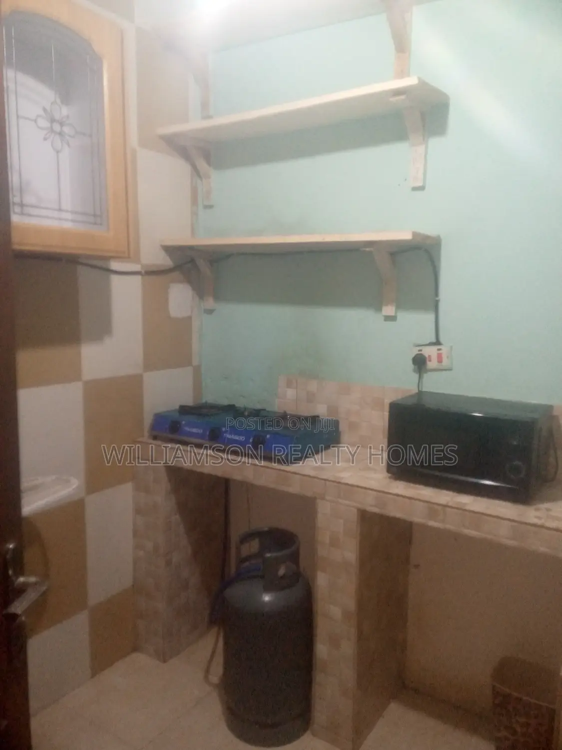Luxury Fully Furnished 1 Bedroom Apartment,Spintex