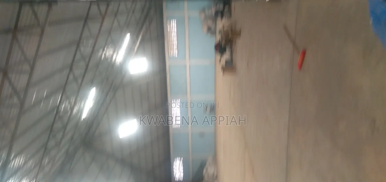 Warehouse Is on Sales at Essreso Adagya