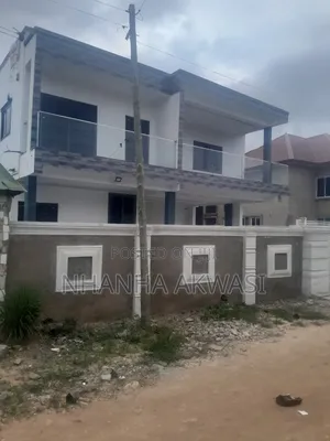 5bdrm House in Lashibi, Tema Metropolitan for sale