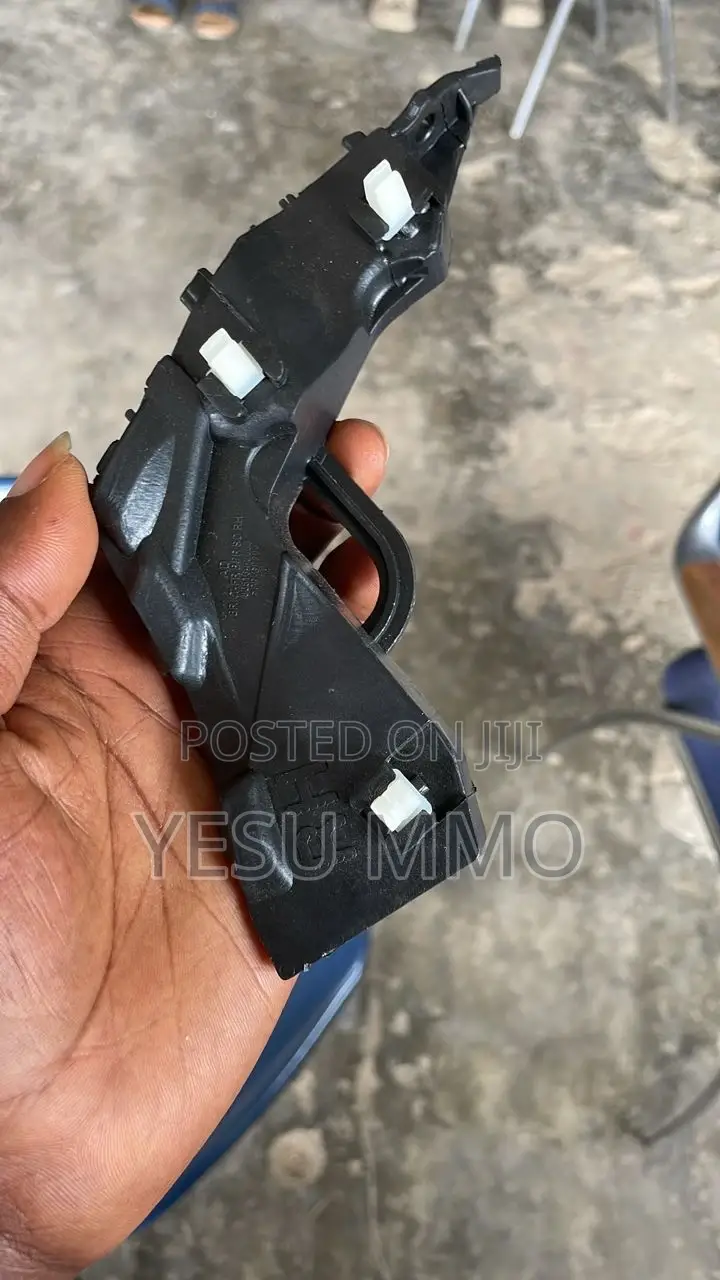 Elantra 2017 Bumper Locker