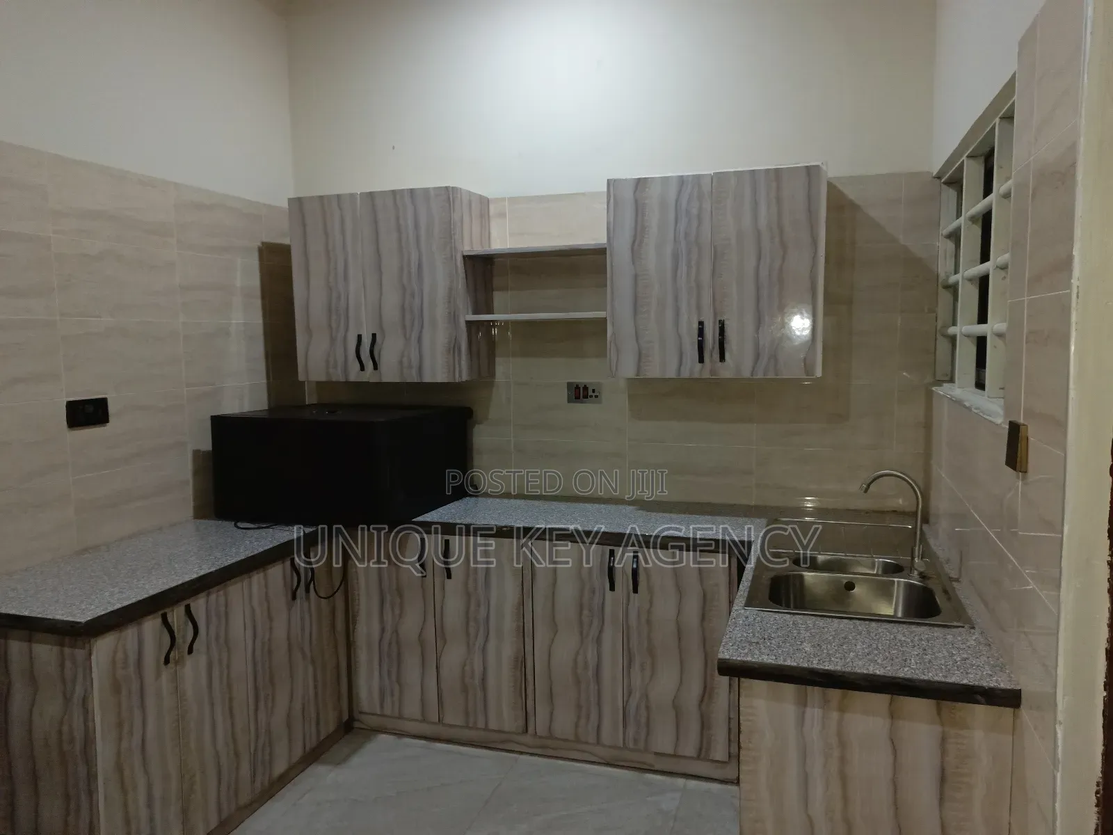 1bdrm Apartment in Unique Key Agency, West Legon for rent