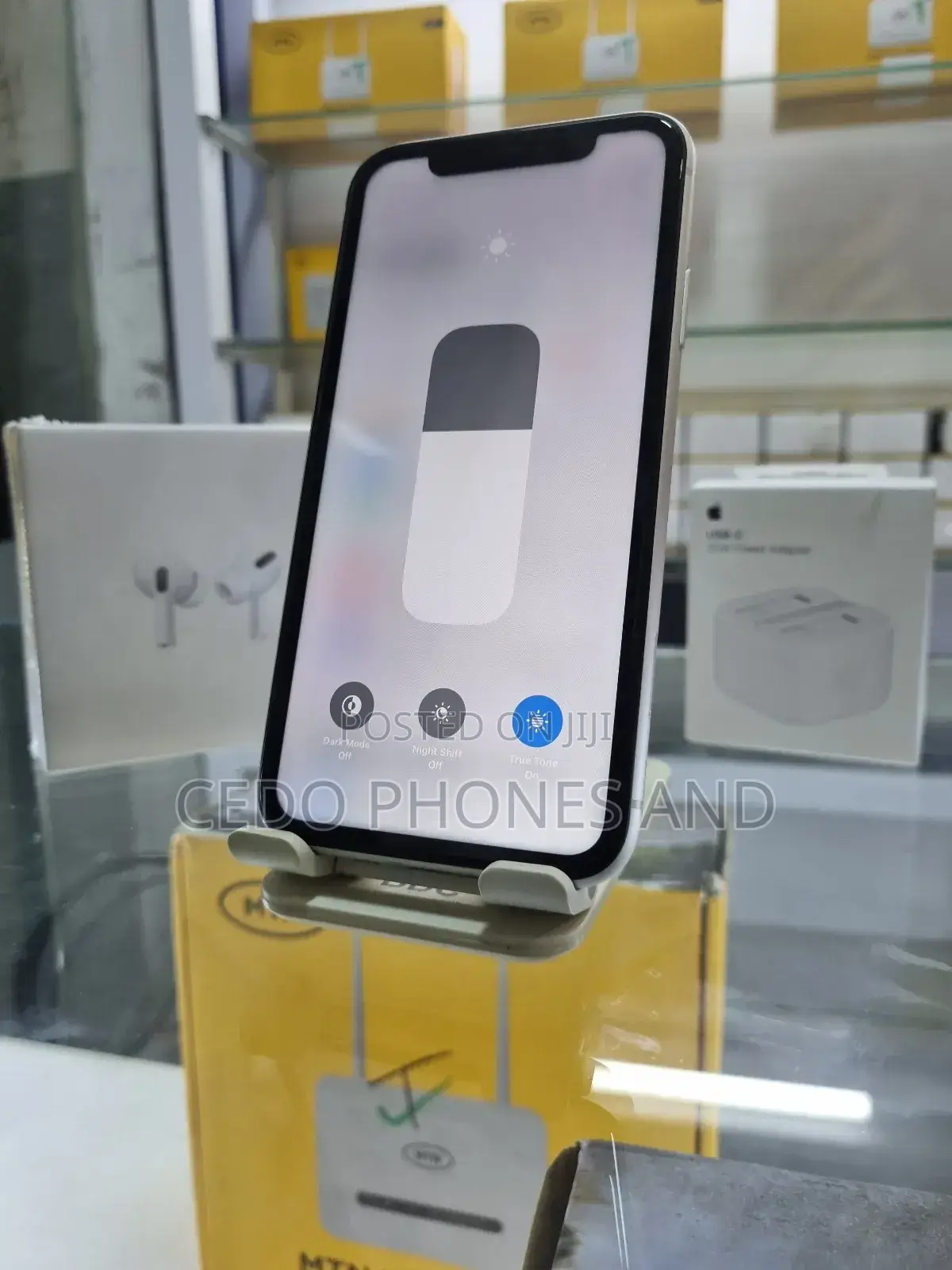 Apple iPhone 11 128 GB White