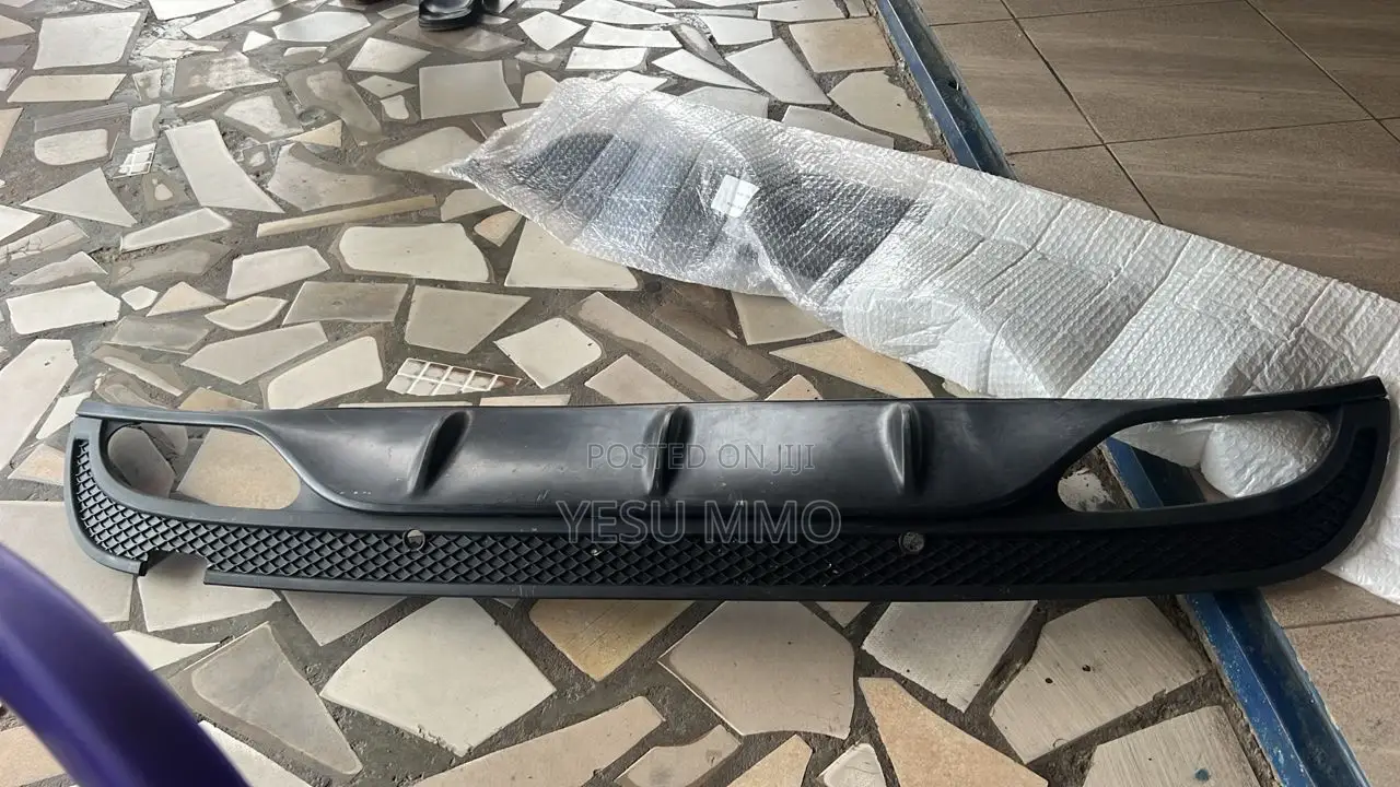 Benz C300 2016 Back Bumper Spoiler
