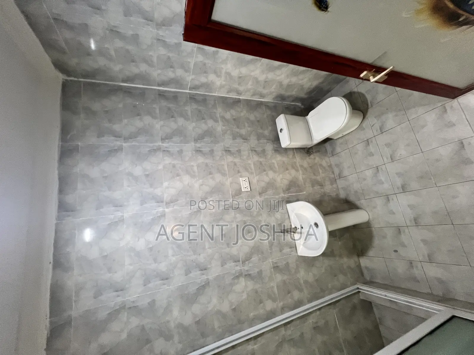 4bdrm House in Justice Tawiah, Spintex for sale