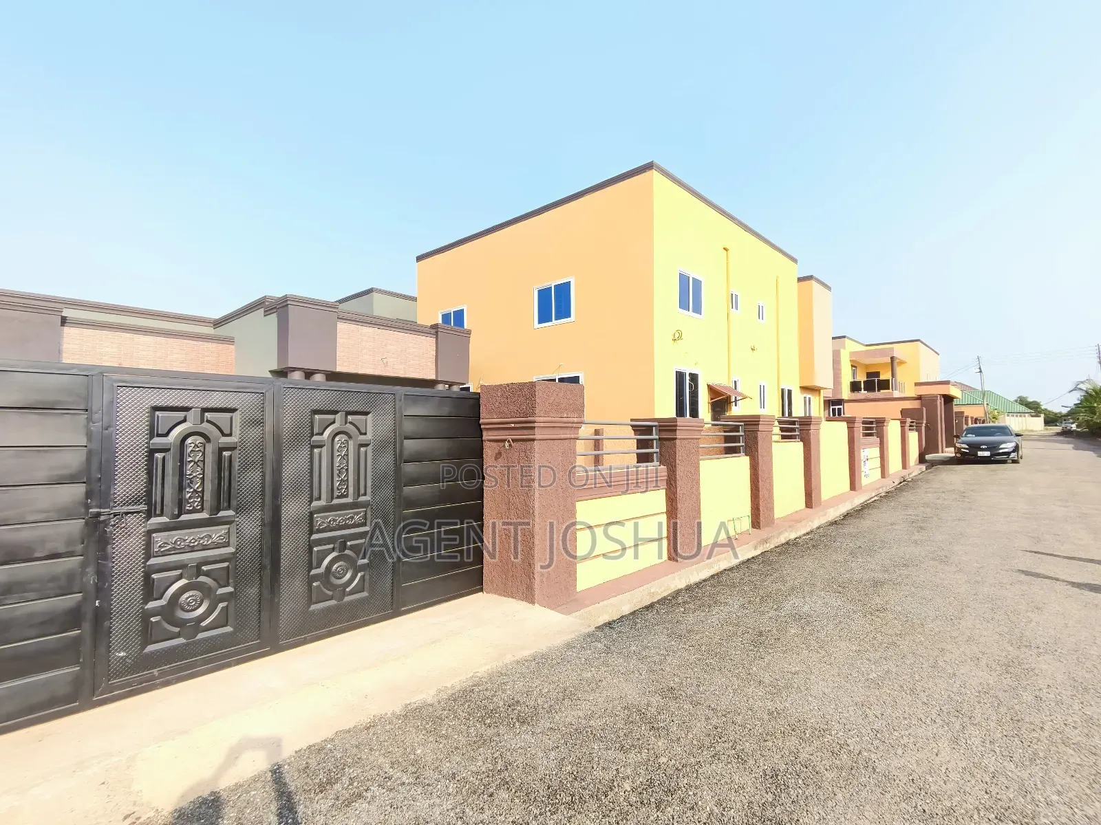 3bdrm House in Justice Tawiah, Spintex for sale