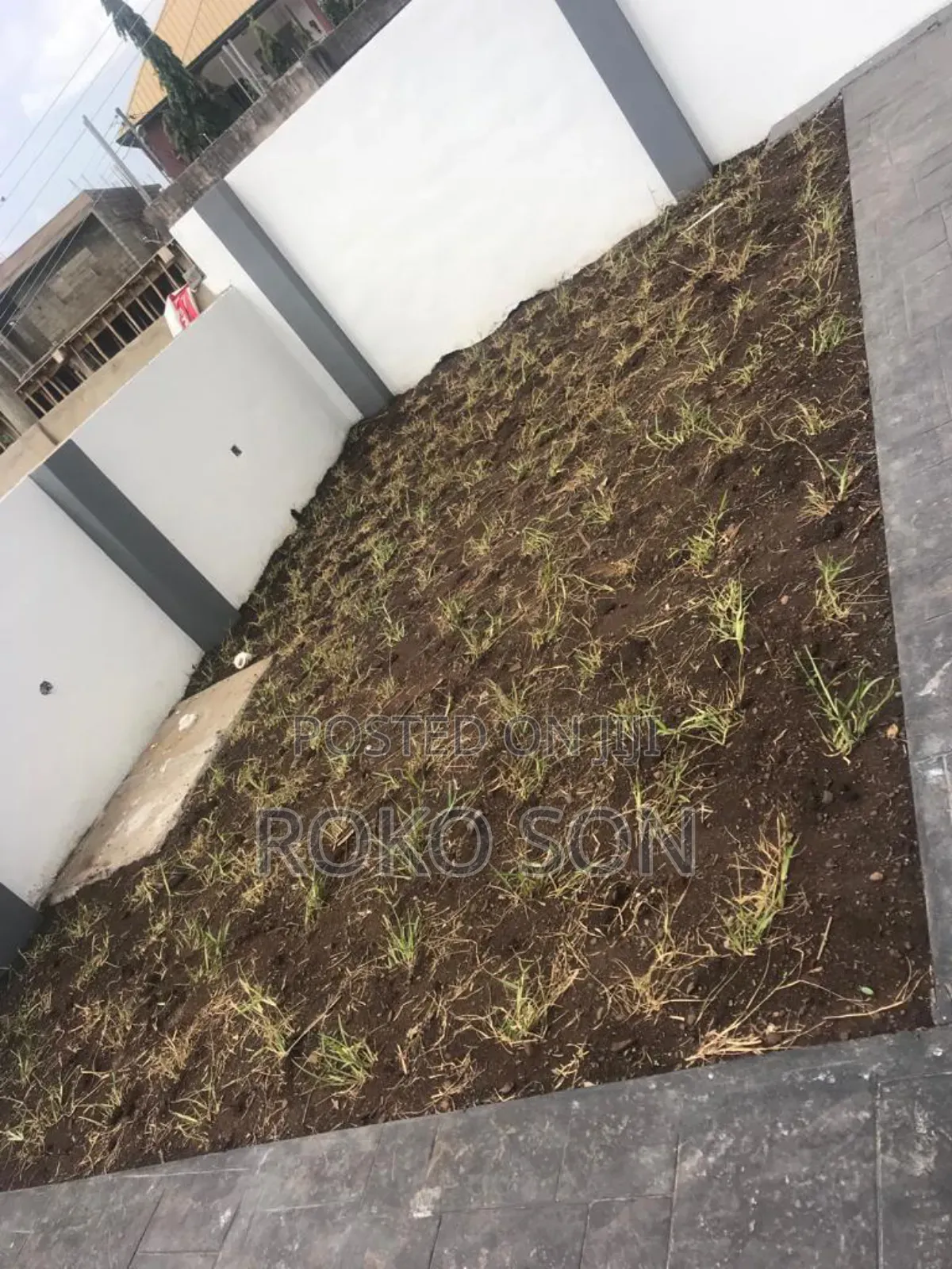 3bdrm House in Dr Roko, Dome for sale