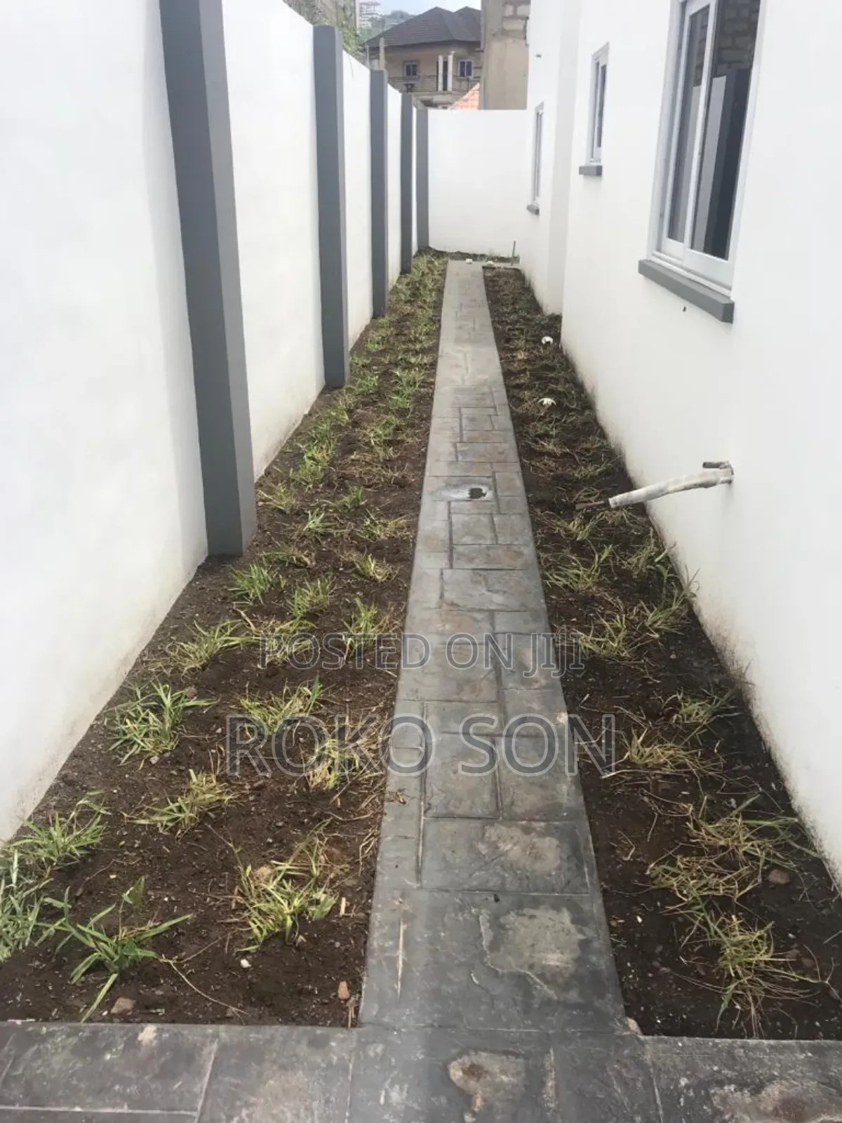 3bdrm House in Dr Roko, Dome for sale
