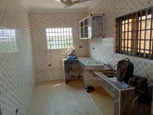 1bdrm Apartment in Legacy Solid Real, New Town for rent