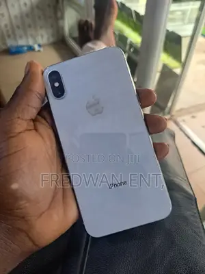 Apple iPhone X 64 GB White
