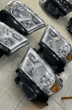 Dodge Ram 1500 Halogen Headlight OEM 2019-2023
