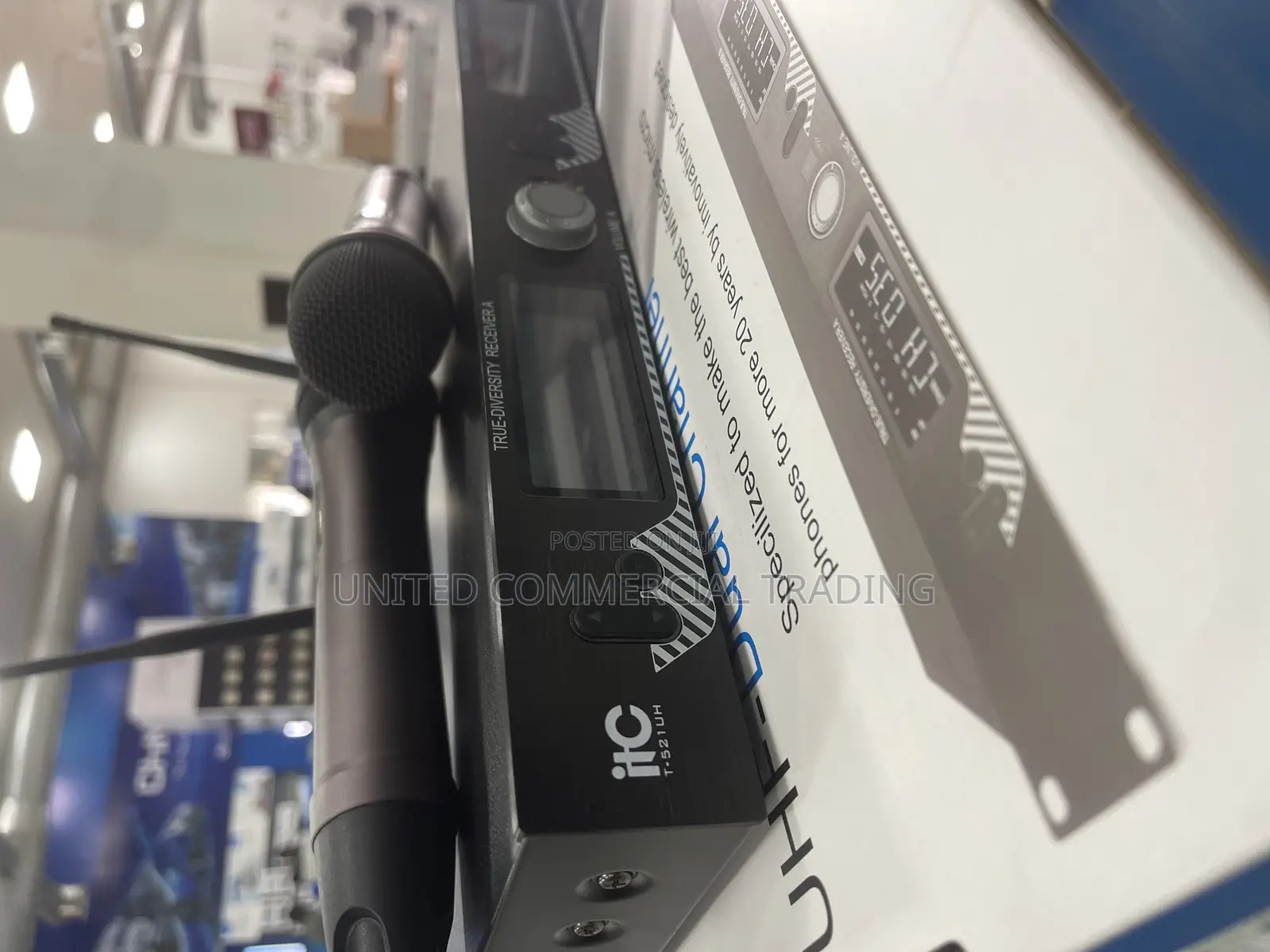 Professional Wireless Microphone
