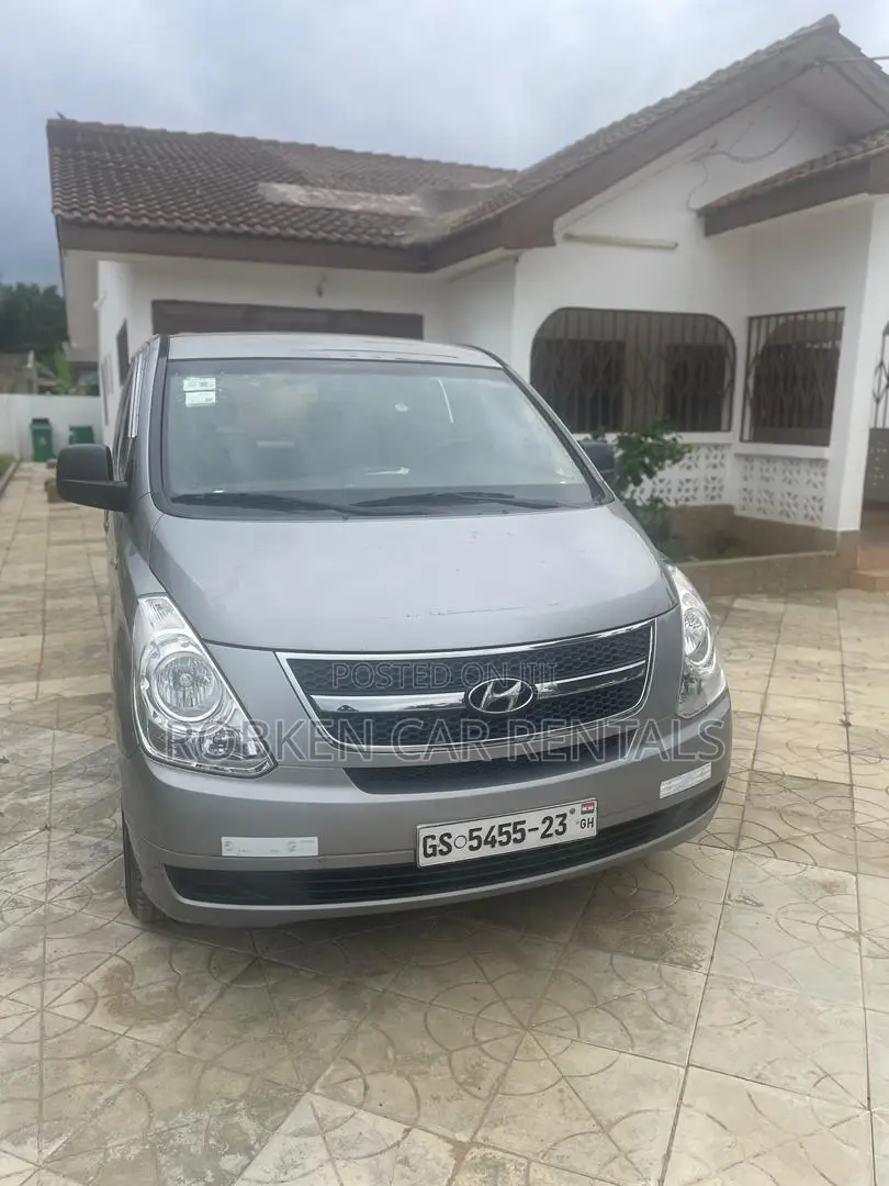 Rent a Van-Hyundai Starex