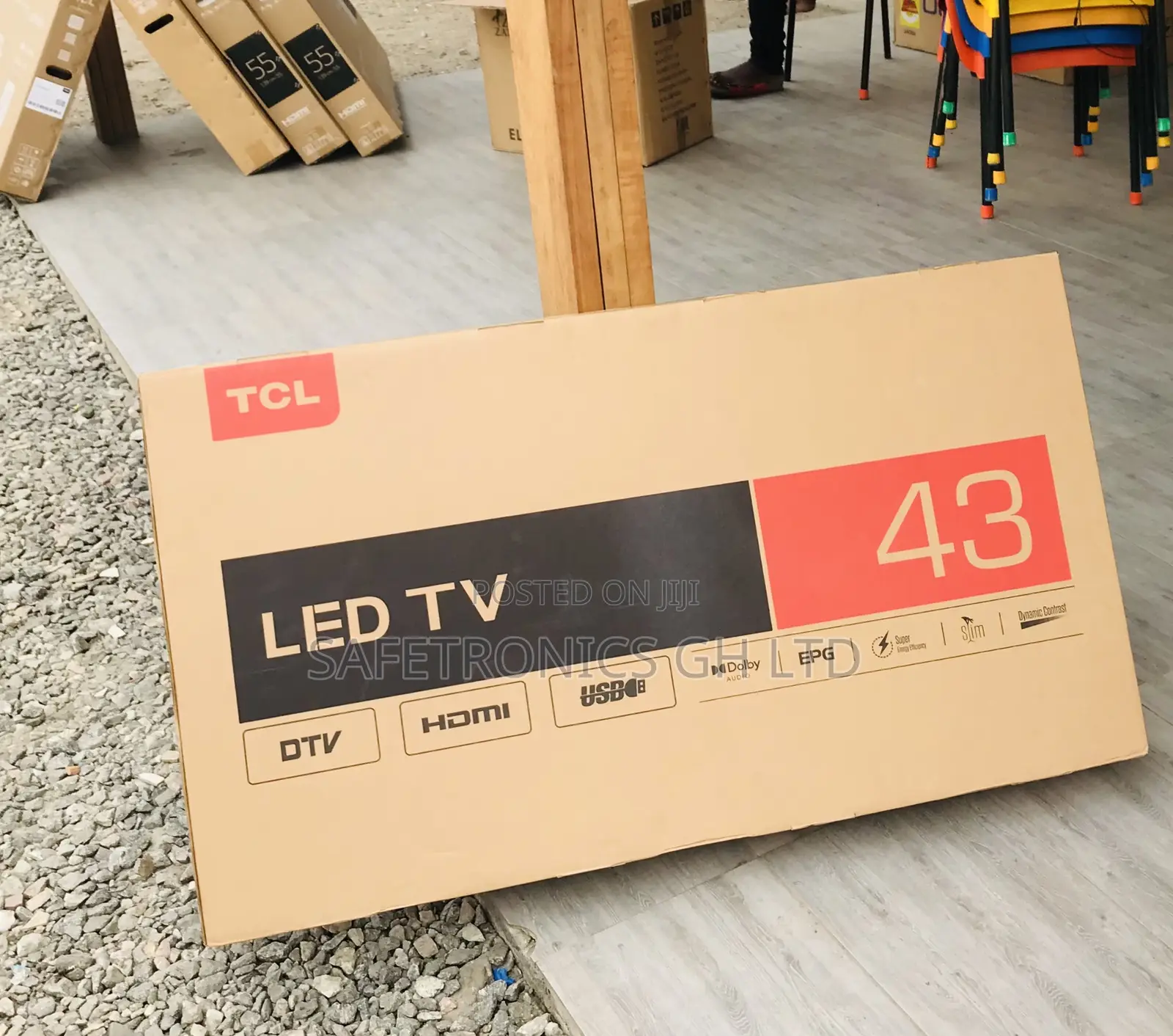 43 Inch Digital Satellite TCL D3200 (Black) Essential Tv 