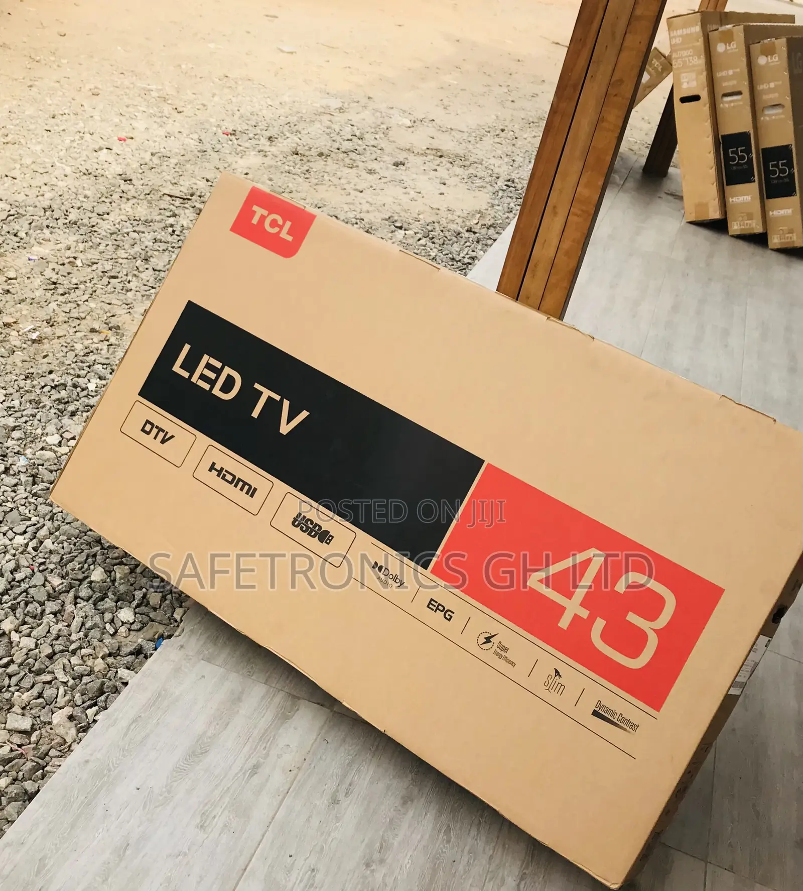 43 Inch Digital Satellite TCL D3200 (Black) Essential Tv 
