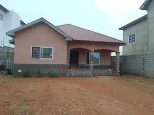 3bdrm House in Com25 Annex, Tema Metropolitan for sale