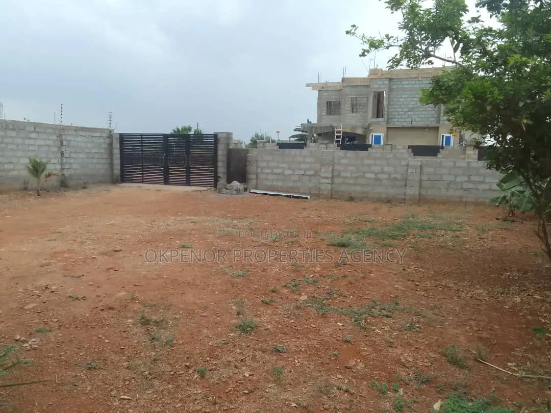3bdrm House in Com25 Annex, Tema Metropolitan for sale