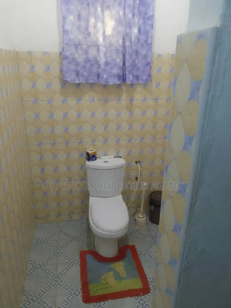3bdrm House in Com25 Annex, Tema Metropolitan for sale