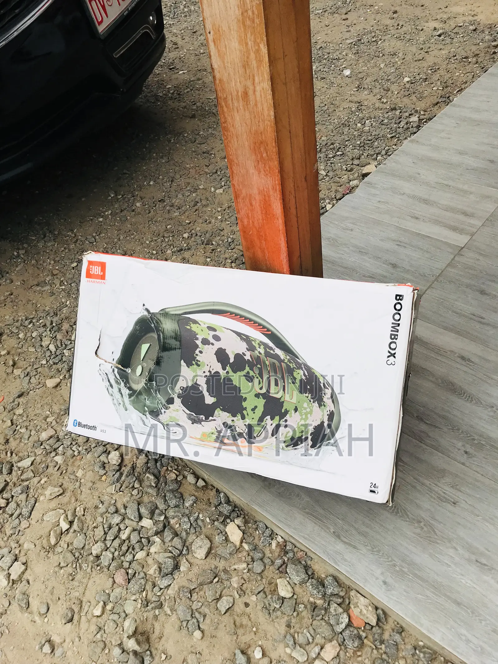 Uniquely Designed JBL Boombox 3 Portable Electric Speaker