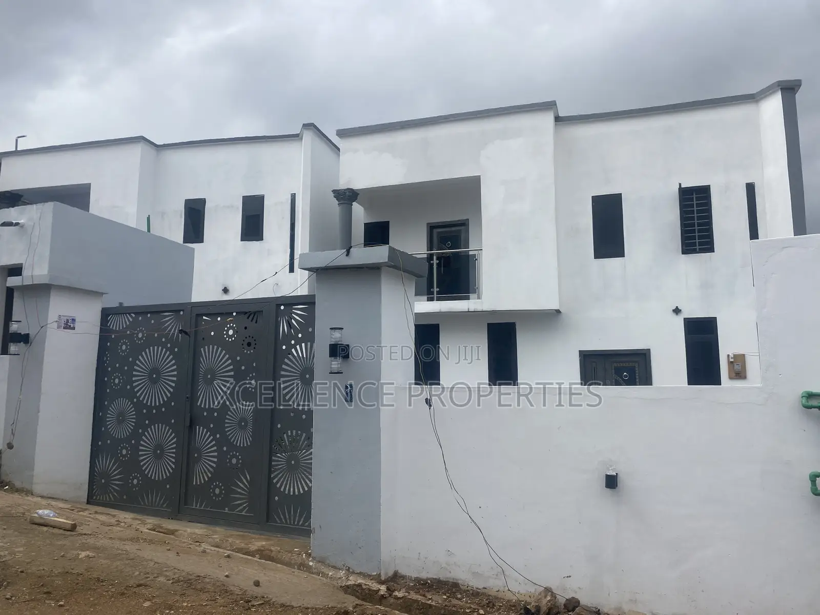 3bdrm Duplex in Xcellence Properties, Ashomang Estate for sale
