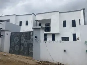3bdrm Duplex in Xcellence Properties, Ashomang Estate for sale