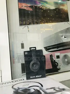 Brand New Beats Solo 3 Bluetooth Wireless Speaker (Black) 