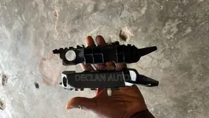 15 16 OEM Hyundai Elantra Bumper Bracket Assy