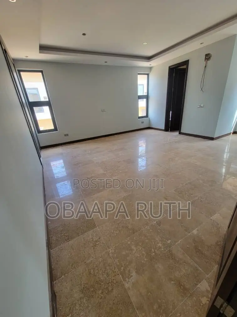 4bdrm Townhouse / Terrace in Tseaddo for rent