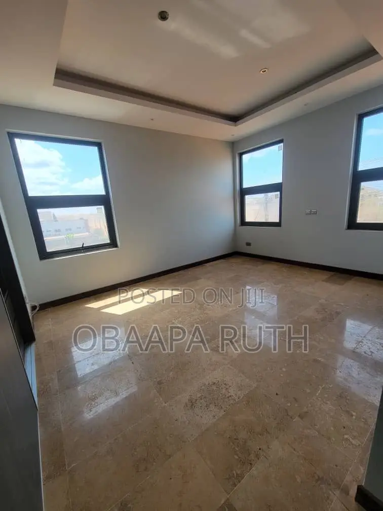 4bdrm Townhouse / Terrace in Tseaddo for rent