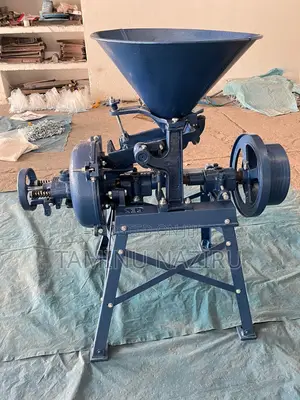 Corn Mill Machine With 15hp Motor and Accessories