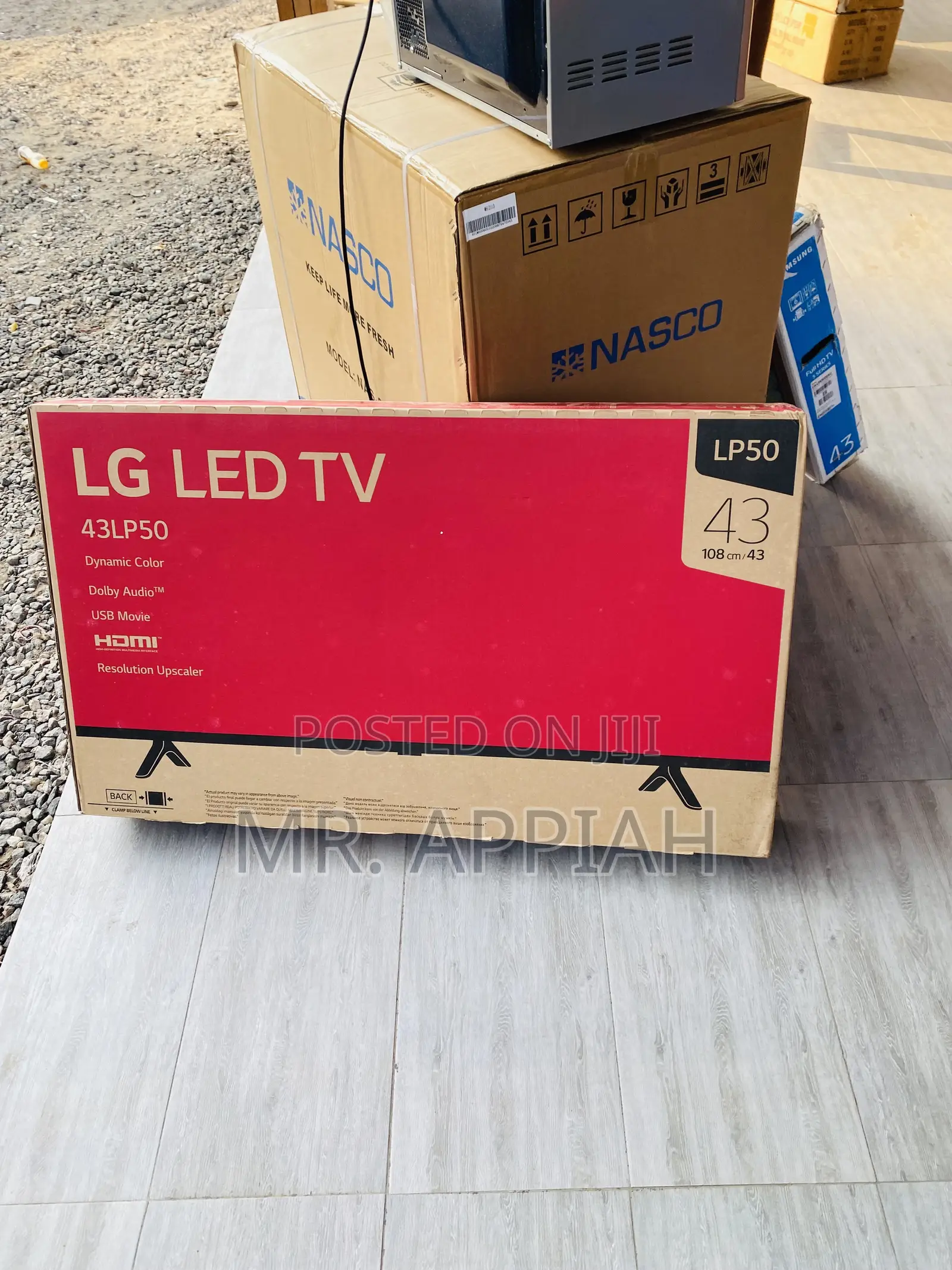 Adorable LG 43LP5000 43 Inch Full HD Led Television(Black)