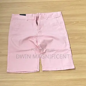 Plain Tommy Hilfiger Khaki Shorts