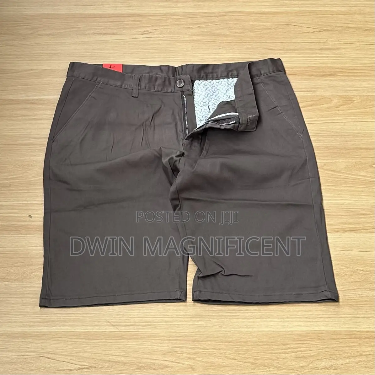 Plain Tommy Hilfiger Khaki Shorts