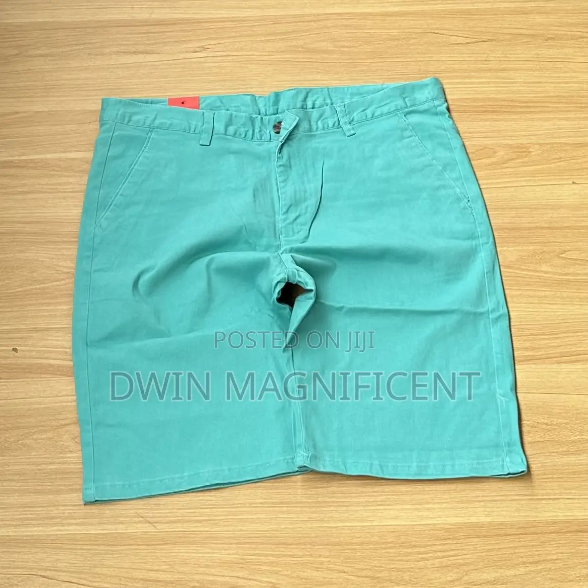 Plain Tommy Hilfiger Khaki Shorts