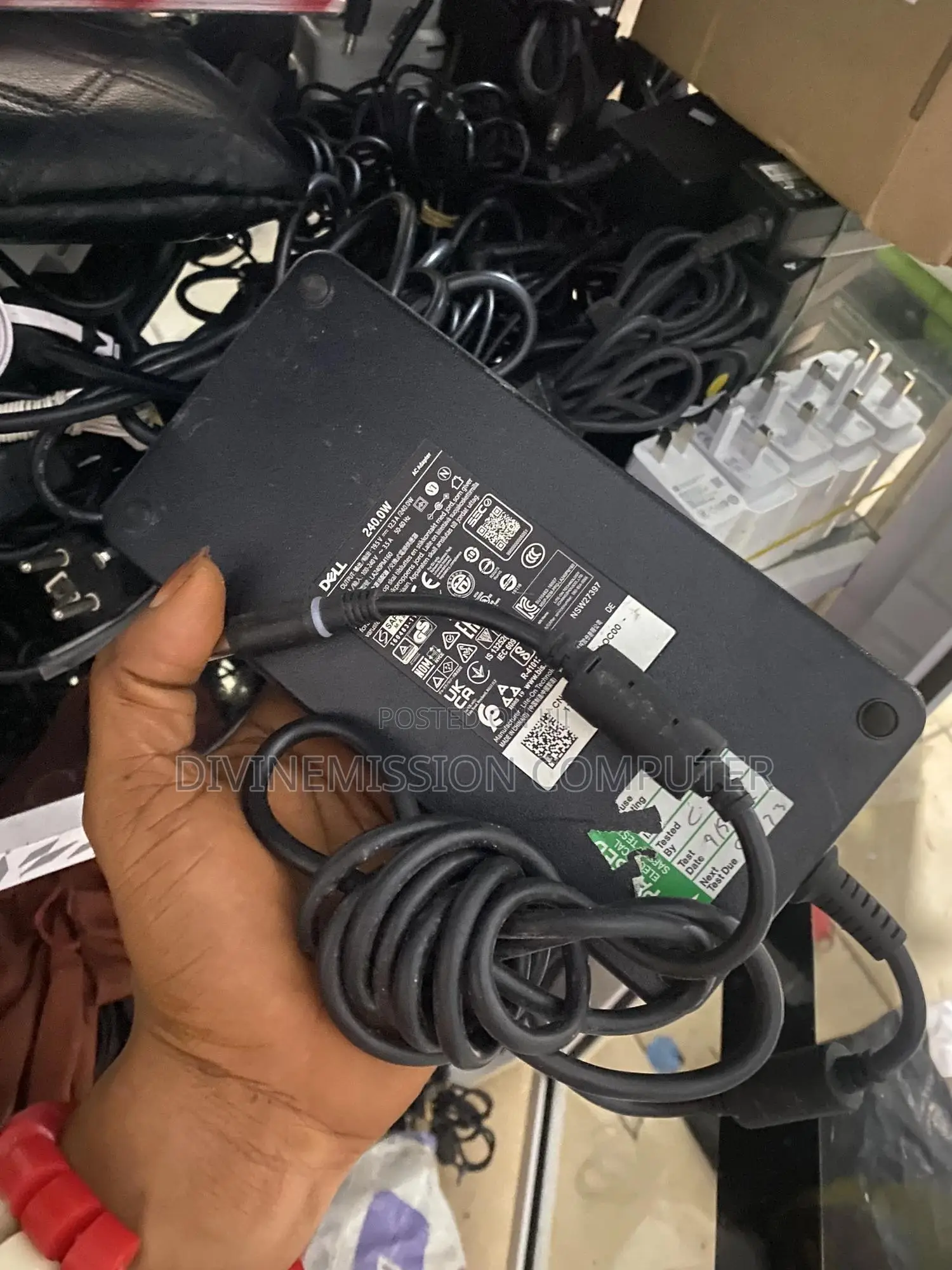 Original Dell Big Pin 19.5v~12.3A/ 240w for Alienware Machin