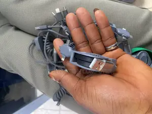 Uk Used 3 in 1 Cable. iPhone,Type C Android