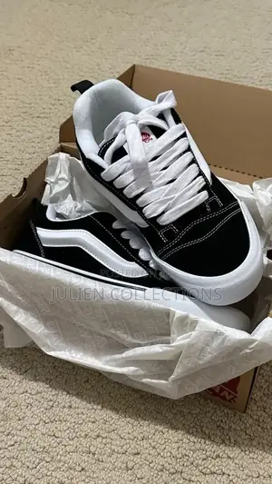 Kun Skool Vans