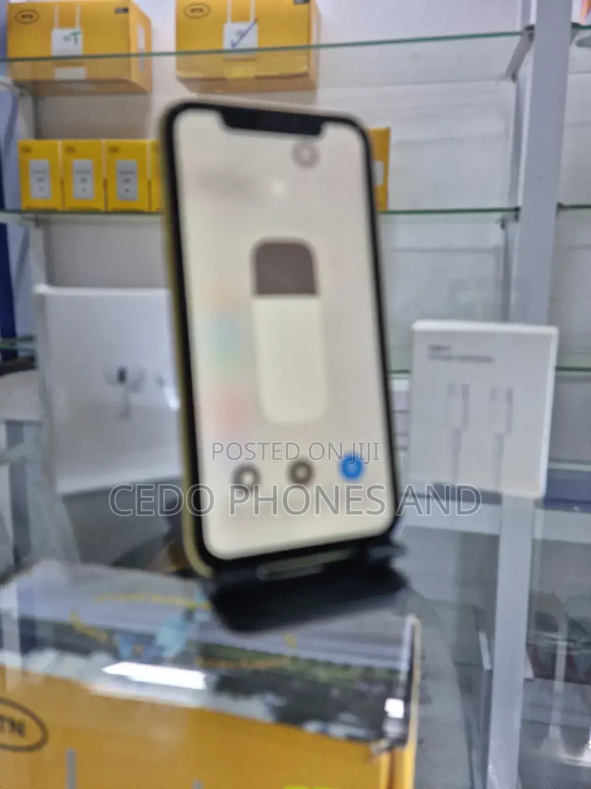 Apple iPhone 11 128 GB Yellow