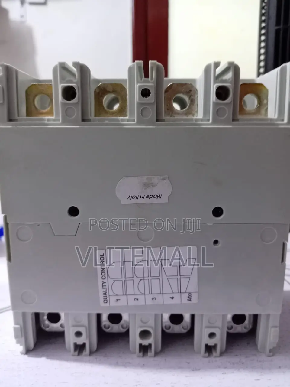 Abb McCb R250A 4pole Circuit Breaker