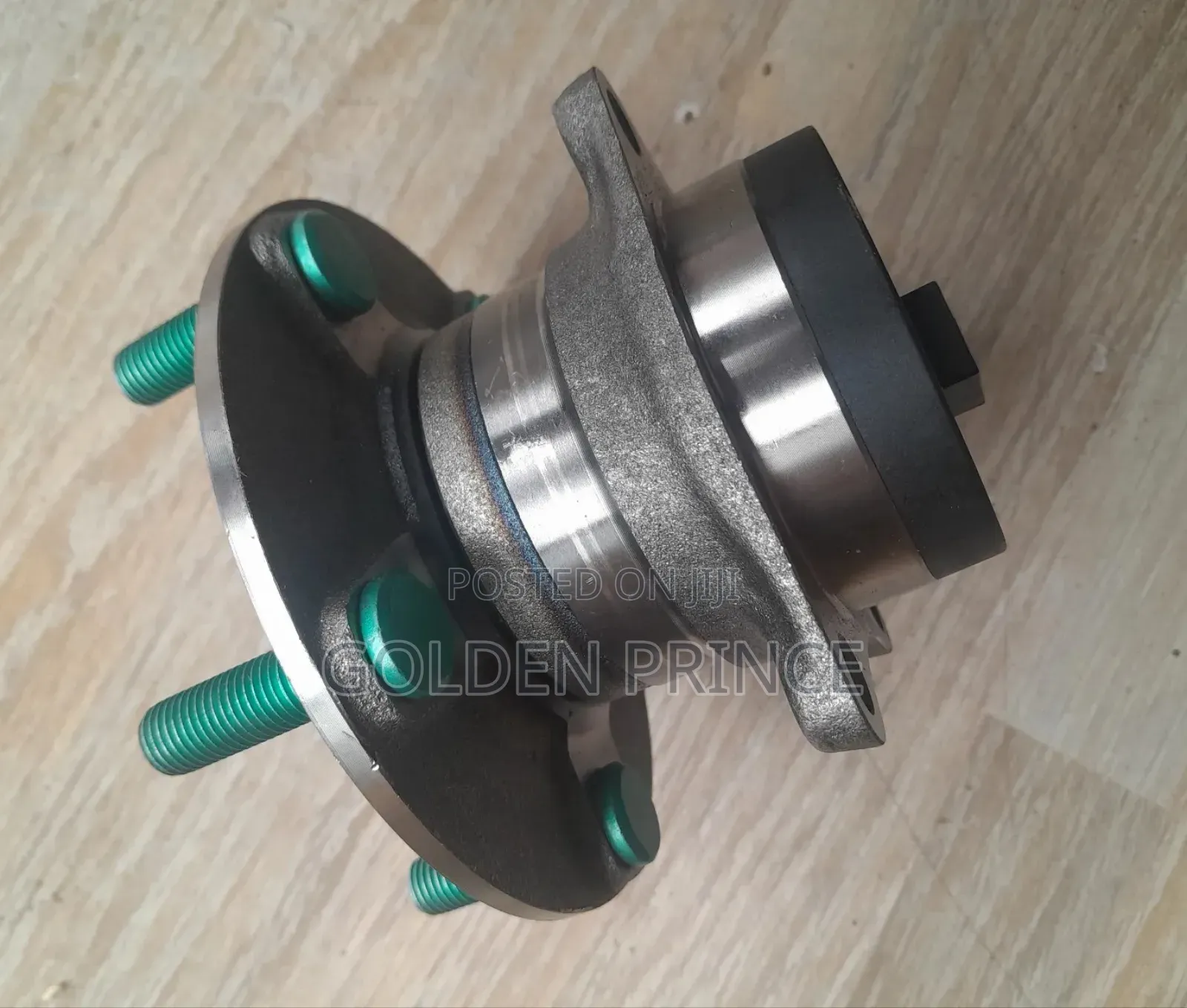 Madza CX7 (2×4) Back Hub 07-012