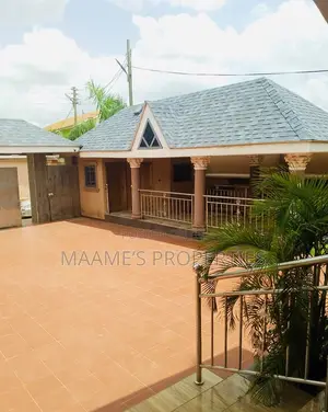 4bdrm House in Abokobi for sale