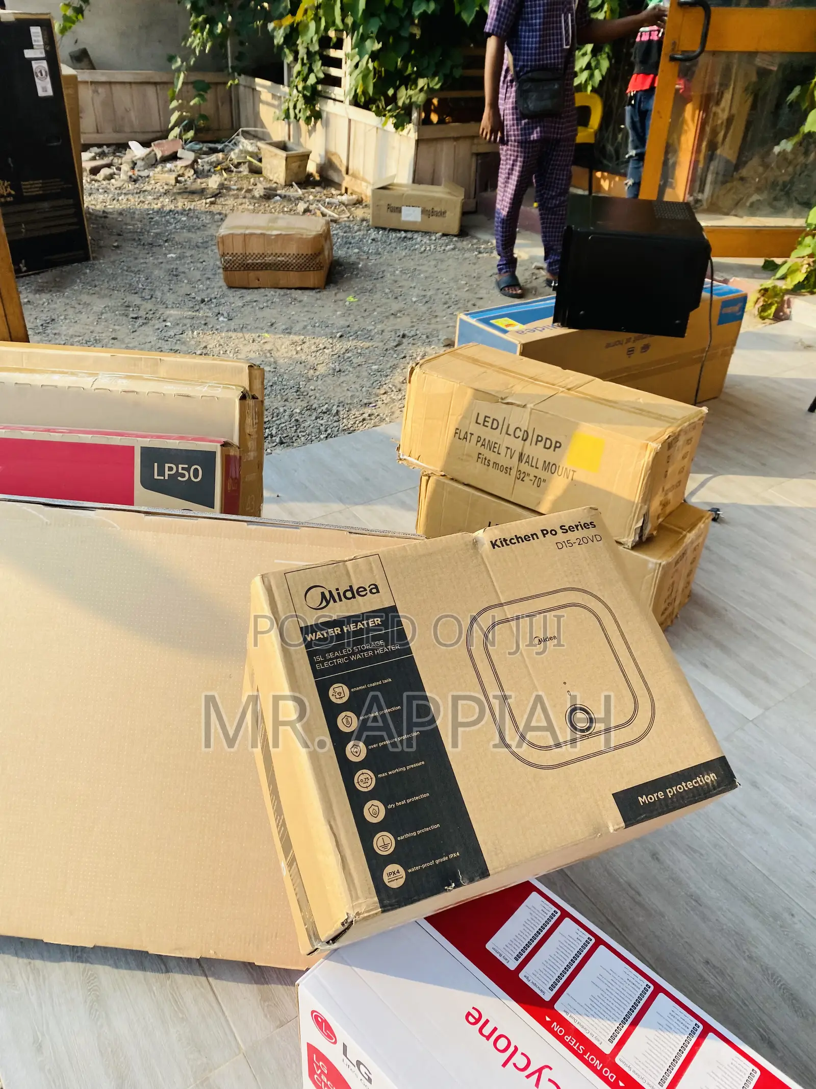 Fresh in Box Midea D15-20vd Water Heater .