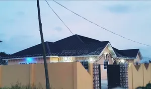5bdrm House in Dr Roko, Amasaman for sale