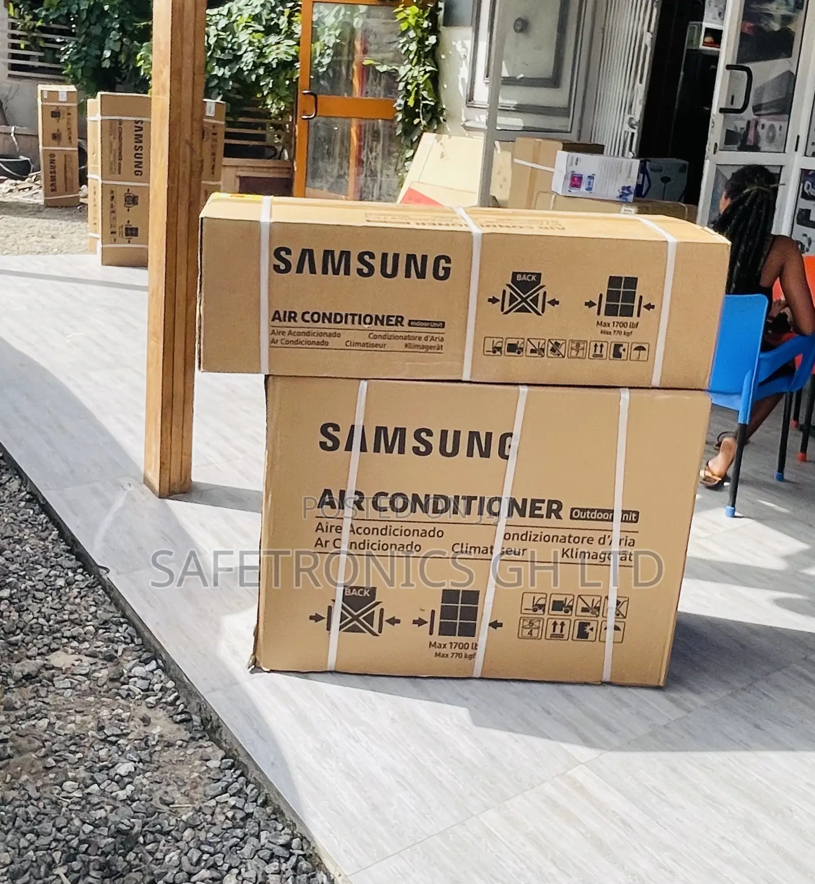 Original 2.0hp Samsung R410 Gas (White) Airconditioner