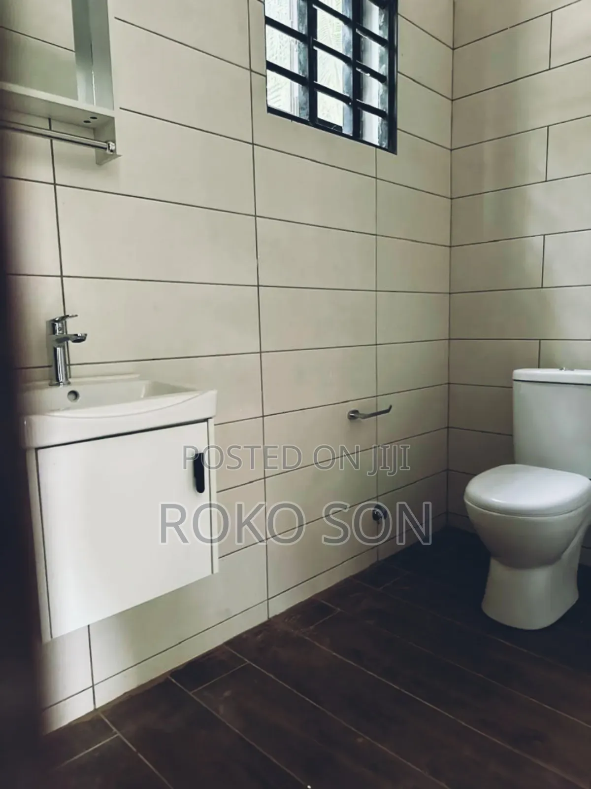 4bdrm Duplex in Dr Roko, Adenta for sale
