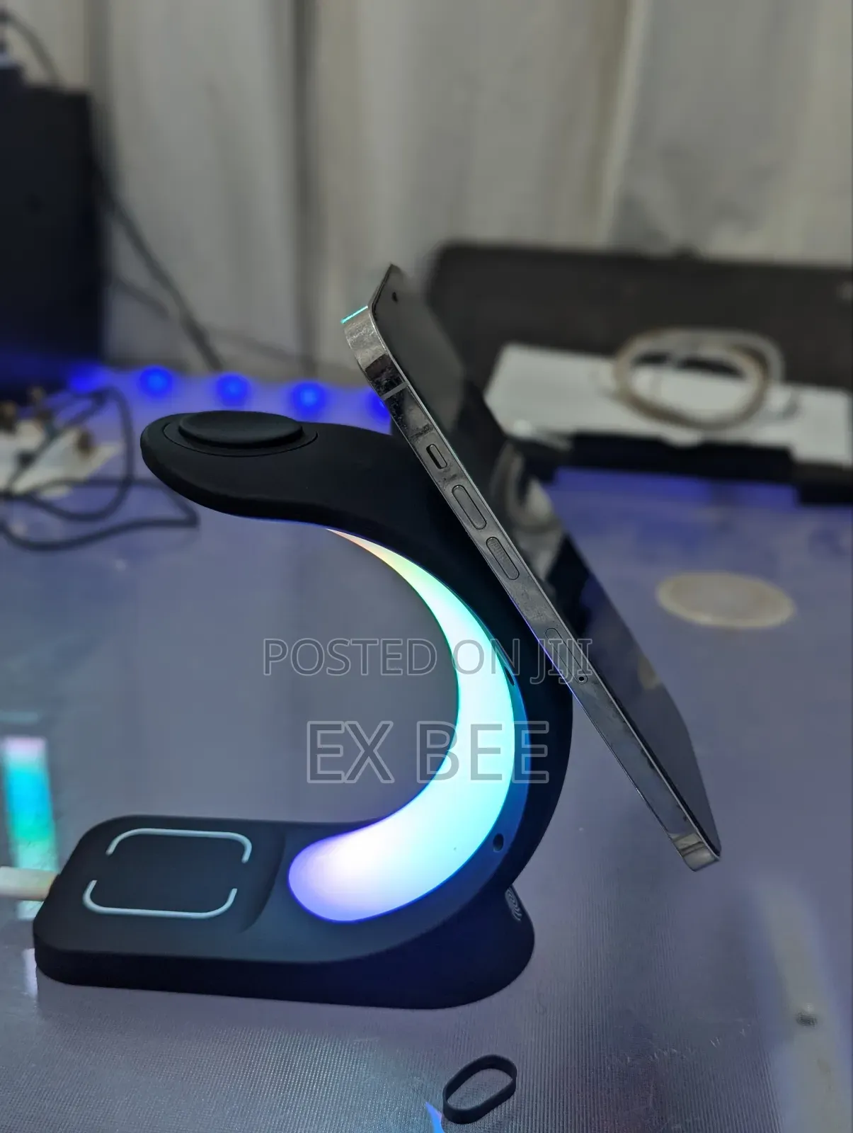 3 in 1 RGB Light Magnetic Wireless Charger