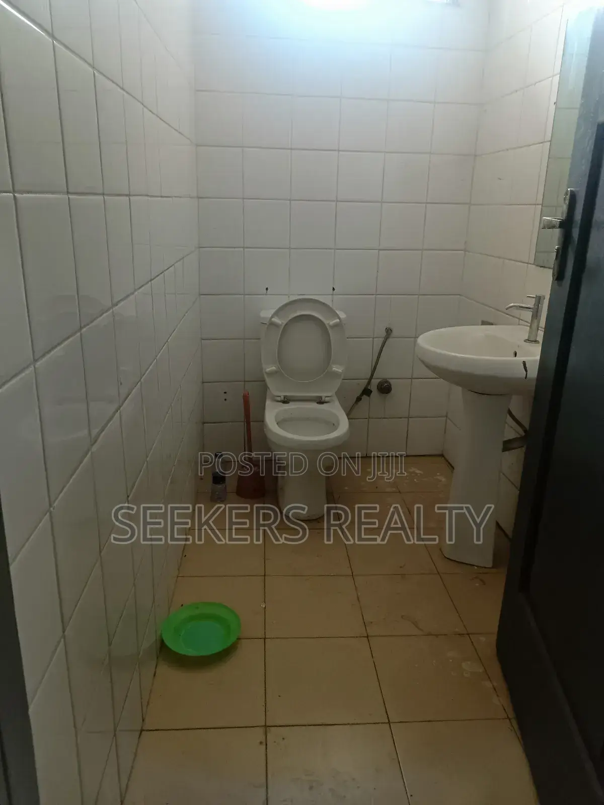 Shop for Rent at Osu